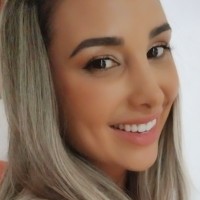 Kelli Bastos