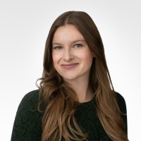 Stephanie Caravajal, Pmp