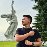 Николай Попов