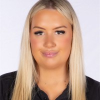 Samantha Cross