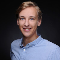 Nils B.