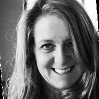 Amanda James-Roxby