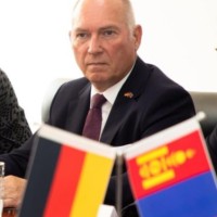Prof. Dr.-Ing. Thomas Hollenberg