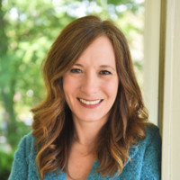 Traci Farrah, Mba