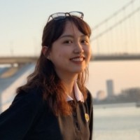 Rose Le