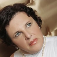 Maria da Glória Oliveira