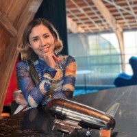 Laura Flores