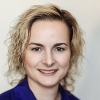 Christine Banach