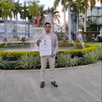 Edward Andrés Lenis Castaño