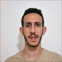 Nir Nahari