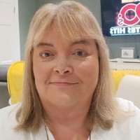 Sandra Lamb