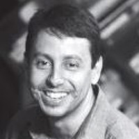 Estuardo Castro