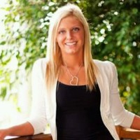 Megan Csikari, Pt, Dpt