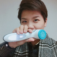 Belle Cheng