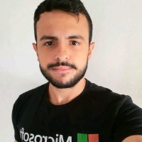 Vitor L.