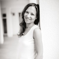 Dr. Anja Scheid