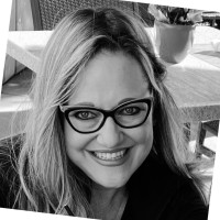 Linda Schnitzer