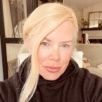 Leslie Martin