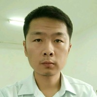 黄小雷