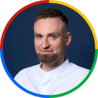 Karol Biegała (On/Jego)