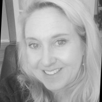 Leslie Bobrowski