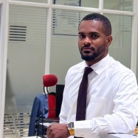 Ray Mbaki