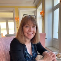 Lynne Wood
