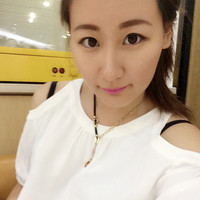 Laura Zou