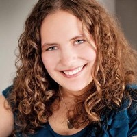 Andrea Dean