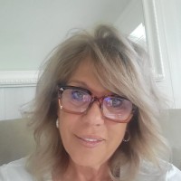 Christie Snelling