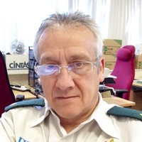 Andy Nicholls