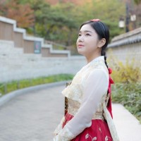 김수지