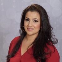 Annel Flores