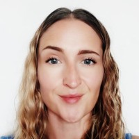 Nicola Cole