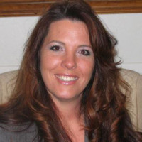 Julie Lewis