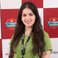 Iandra Mascarenhas