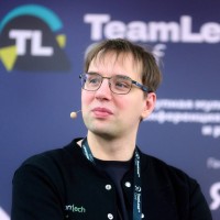 Александр Свеженцев