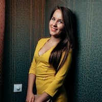 Яна Облицова