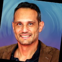 Douglas Carvalho