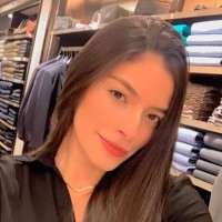 Fernanda Neves Alves
