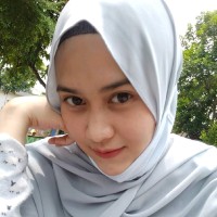 Riefia April