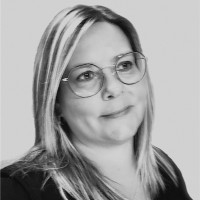 Camilla Flach