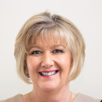 Lesley Carter