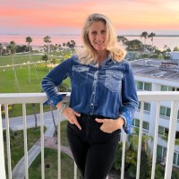 Colleen Lawless