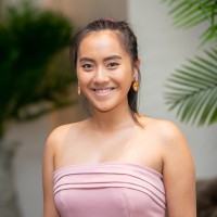 Holly Chau