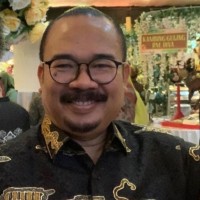 Idrus M Thomas M