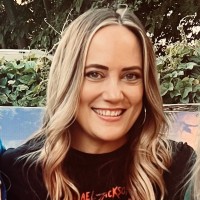 Kelly Reckner, Cic