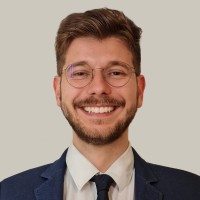 Elliot Lang