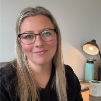 Stephanie Dewar
