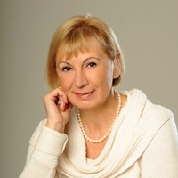 Katalin Horváthné Holéczy